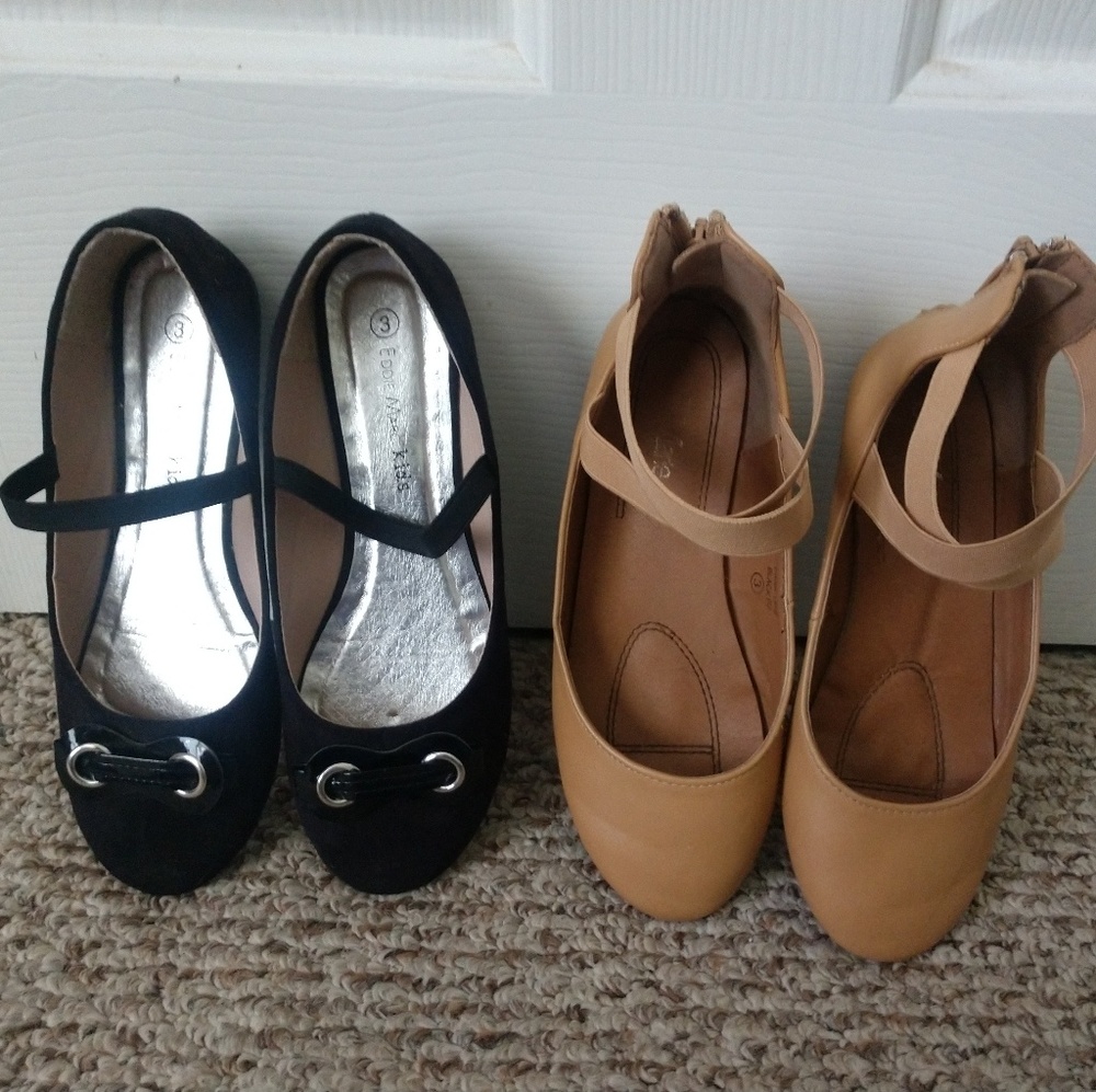 Girl's size 3 flats
